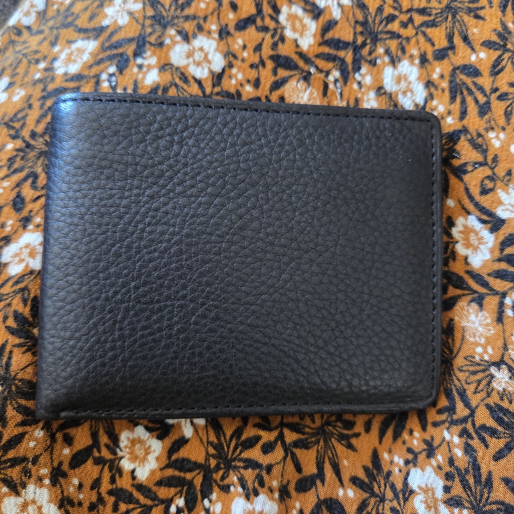 Men's Perry Ellis Black Leather Wallet